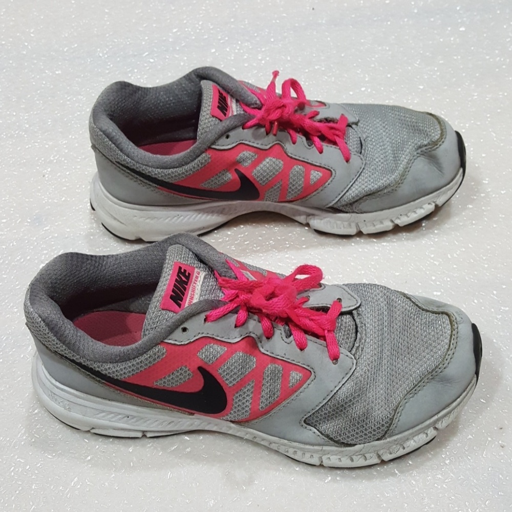 Nike big girl shoes size 5.5